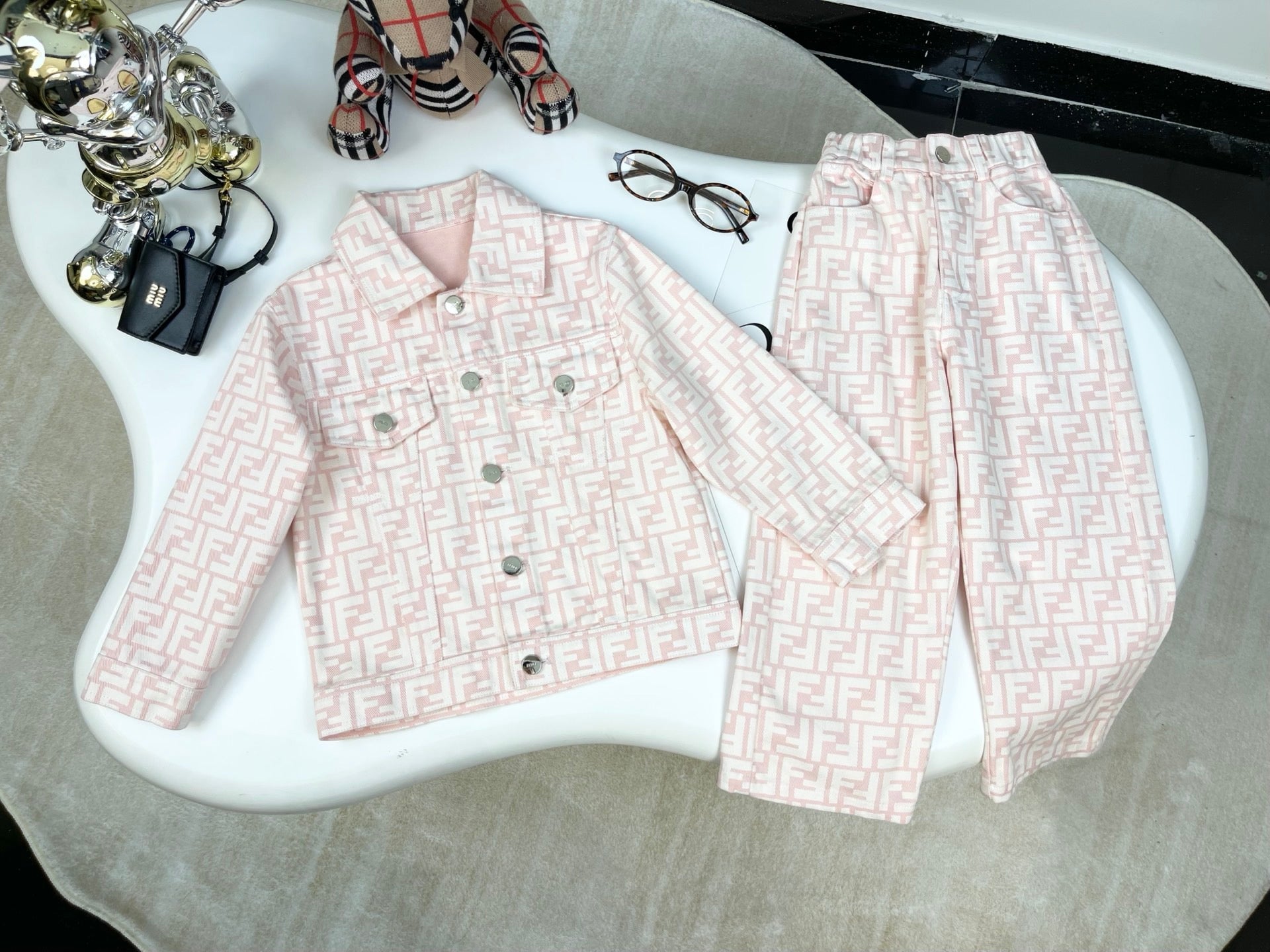F Monogram Pink Set