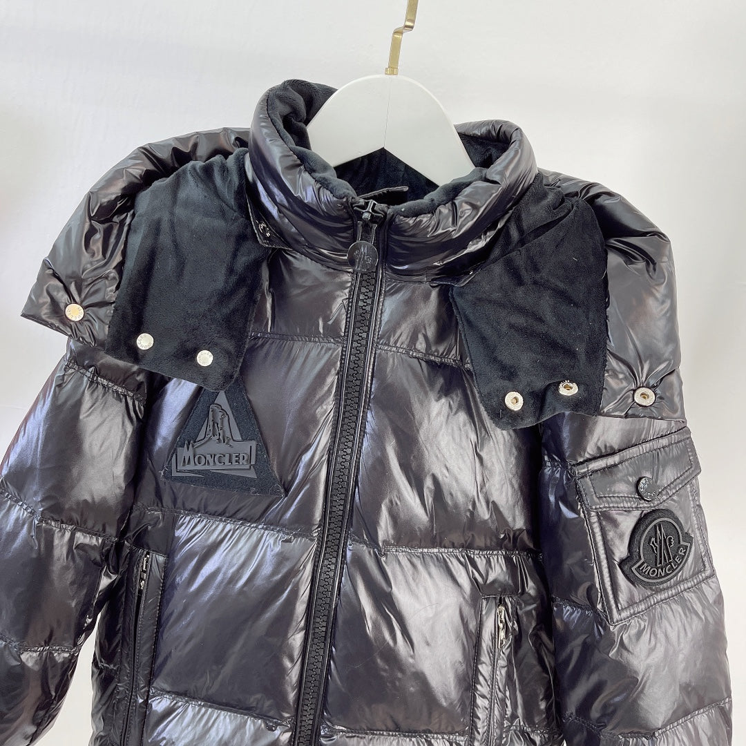 MON Black Puffer