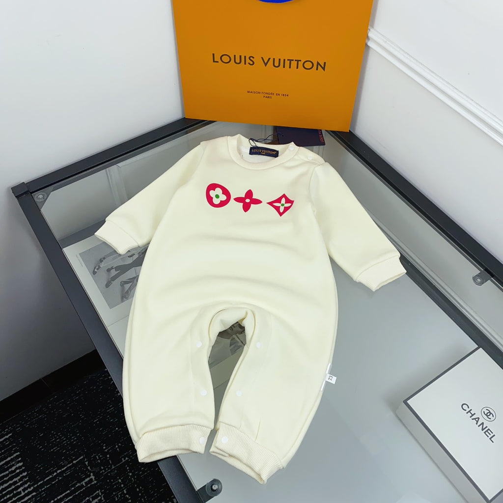 L White Monogram Print Set