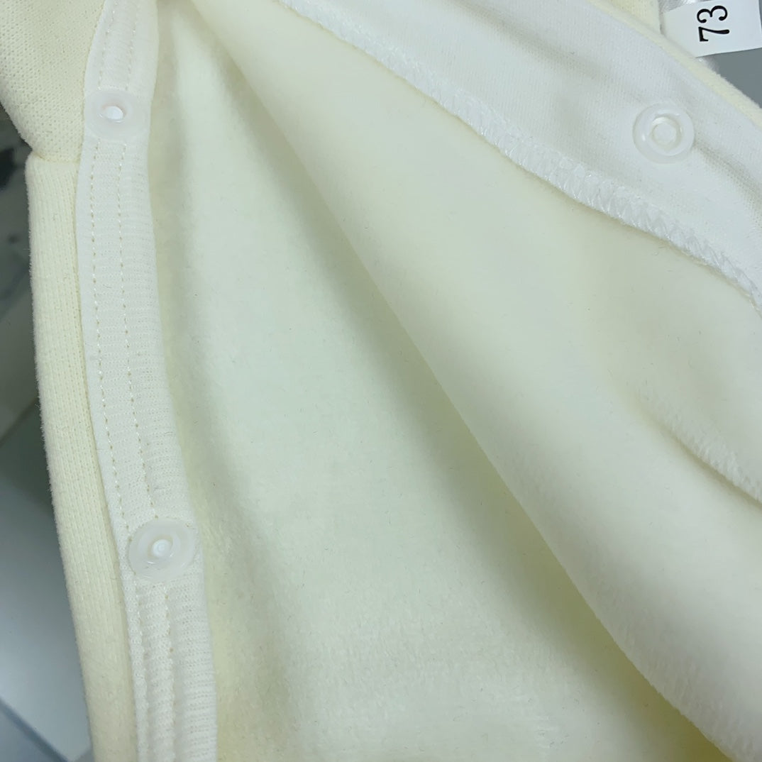 L White Monogram Print Set