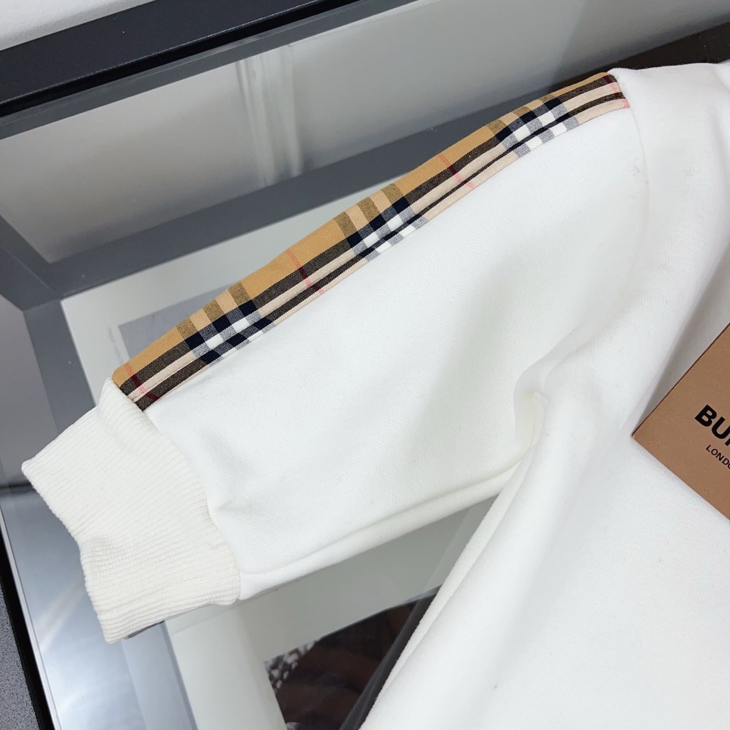 BR Monogram White Set